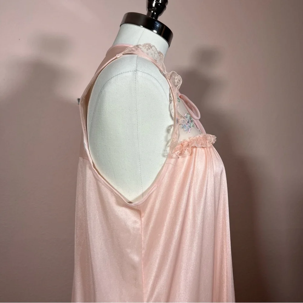 Vintage 50 60 Retro Cottagecore Floral Embroidery Peach Pastel Long Nightgown - Picture 9 of 16